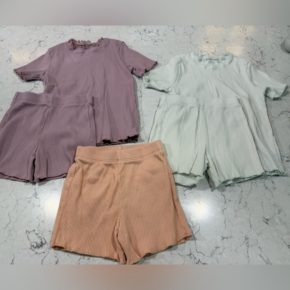 Size 4 Fin & Vince lot